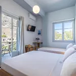 Akroyiali - 3*