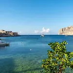 Lejlighedshotel Akroyiali - 3*