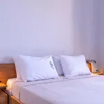 Lejlighedshotel Akroyiali - Yerolimin
