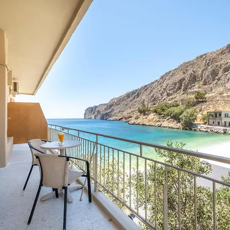 Lägenhetshotell Akroyiali - Yerolimin