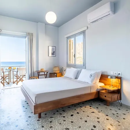 Akroyiali - Ξενοδοχείο με διαμερίσματα