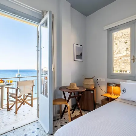 Akroyiali - Ξενοδοχείο με διαμερίσματα 3*