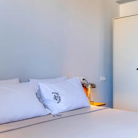 Akroyiali - Lägenhetshotell