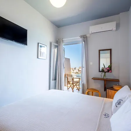 Ξενοδοχείο με διαμερίσματα Akroyiali - Γερολιμένας