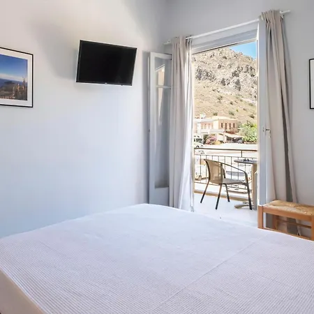 Akroyiali - Ξενοδοχείο με διαμερίσματα