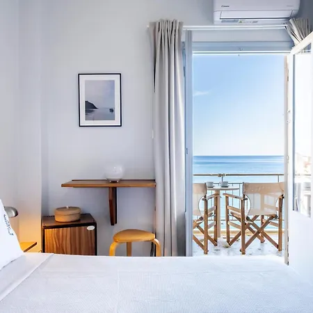 Ξενοδοχείο με διαμερίσματα Akroyiali - Γερολιμένας