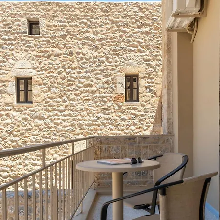Akroyiali - Aparthotel