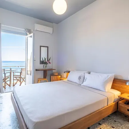 Ξενοδοχείο με διαμερίσματα Akroyiali - Γερολιμένας