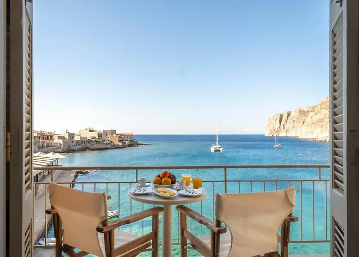 Apart-hotel Akroyiali -