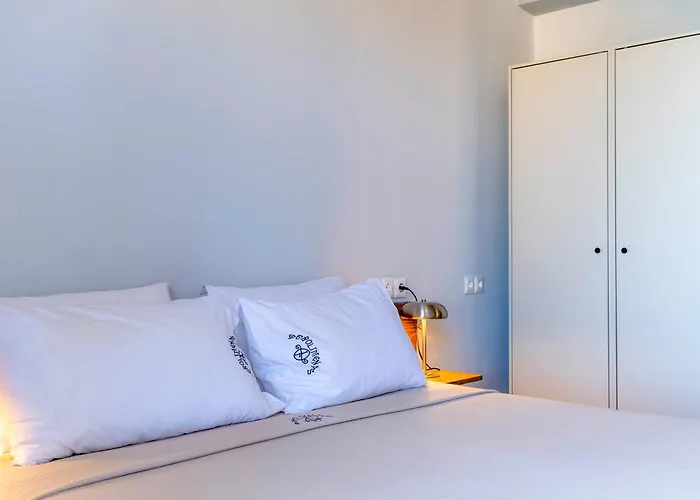 Akroyiali - 아파트호텔