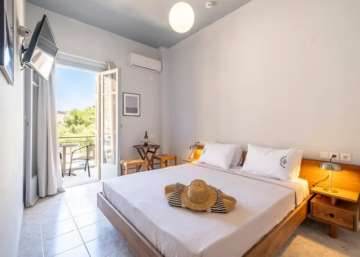 Apart-hotel Akroyiali -