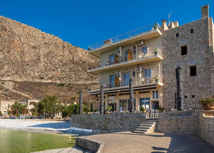 Akroyiali - 3* Yerolimin