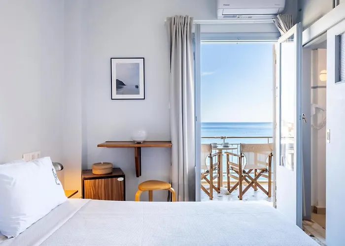 Apart-hotel Akroyiali - Yerolimin