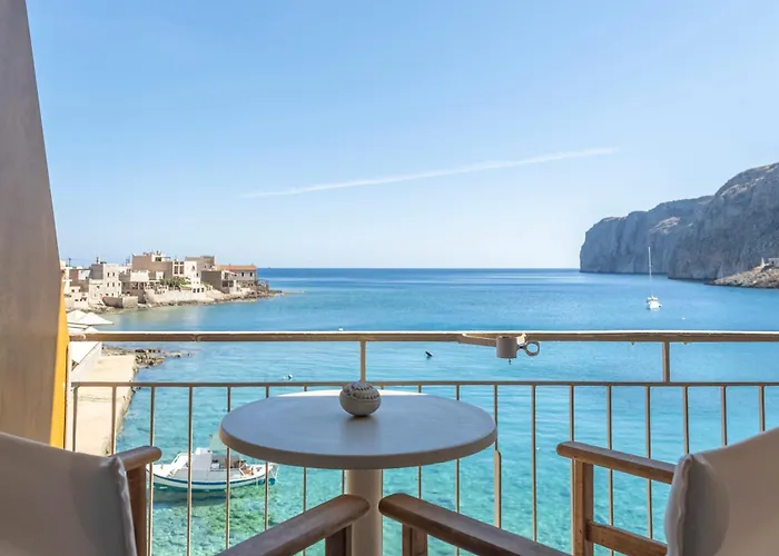 Akroyiali - 예롤리민