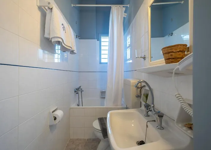 Apart-hotel Akroyiali - 3*