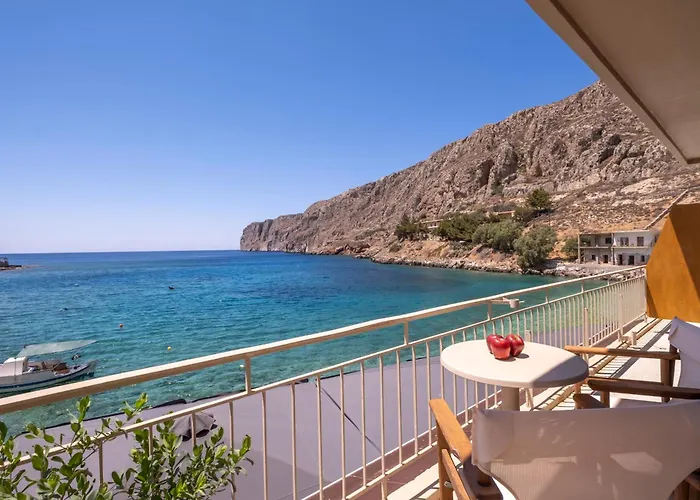 아파트호텔 Akroyiali -